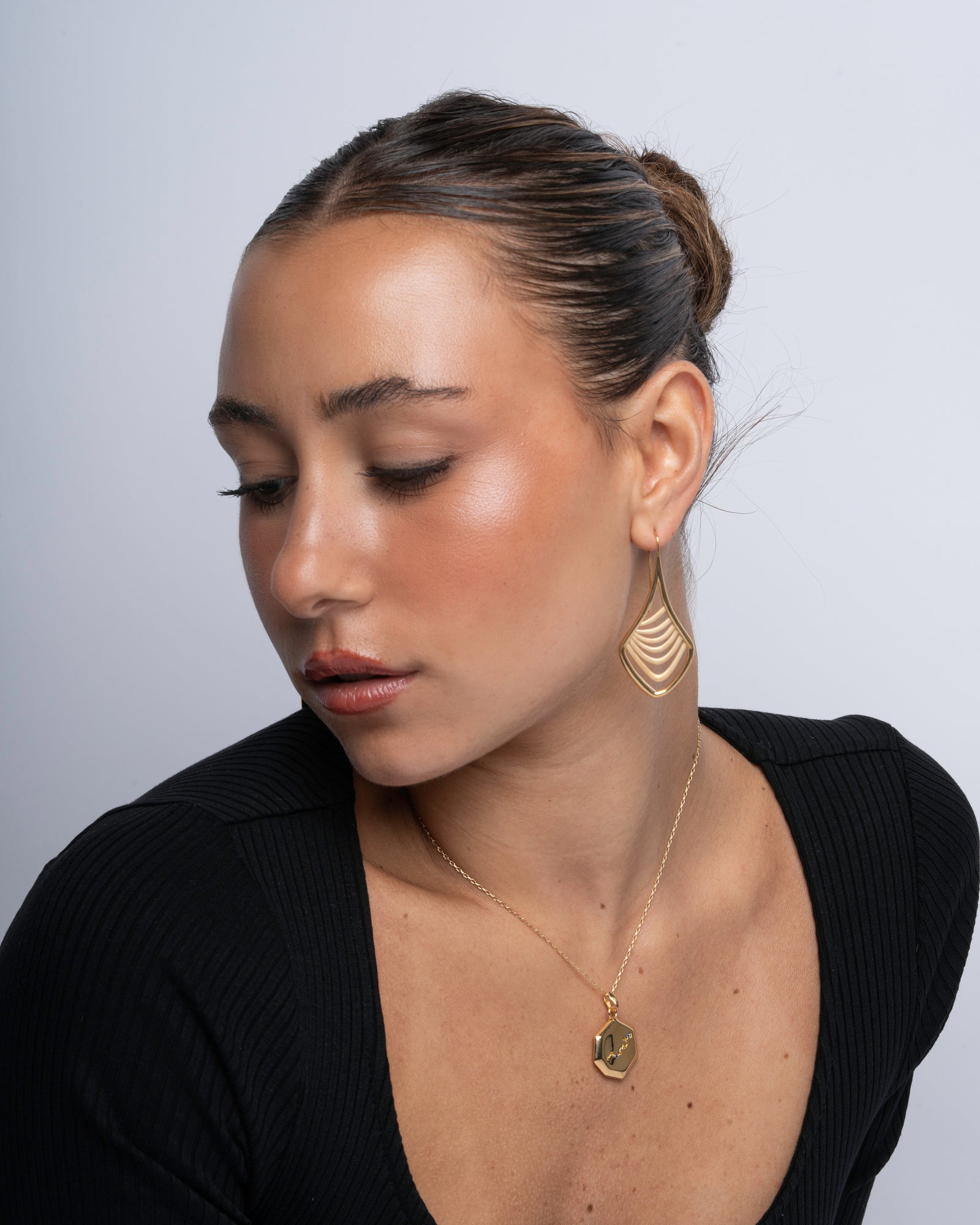 Übergroße Tropfenohrringe