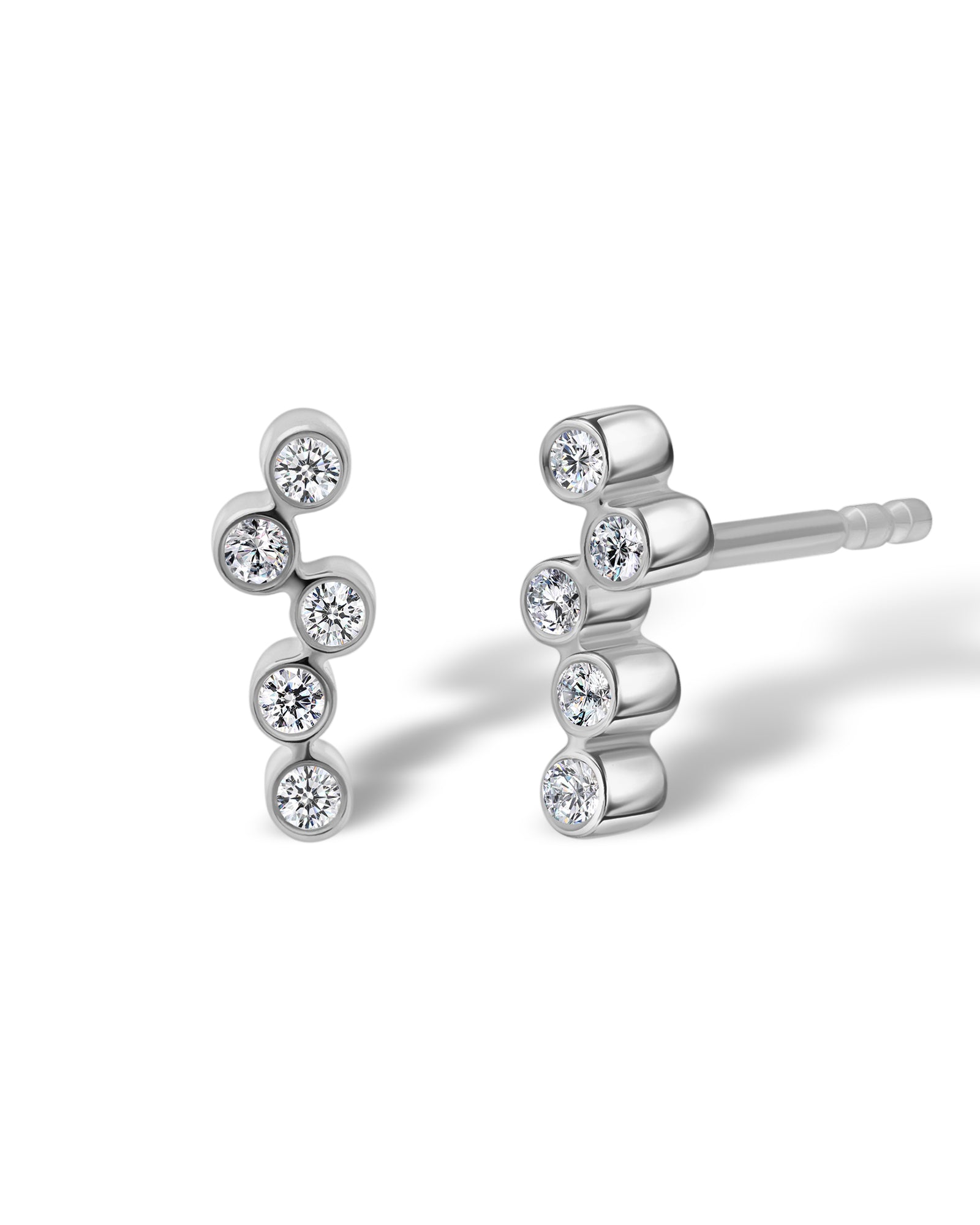 Ohrringe mit Diamantfaden