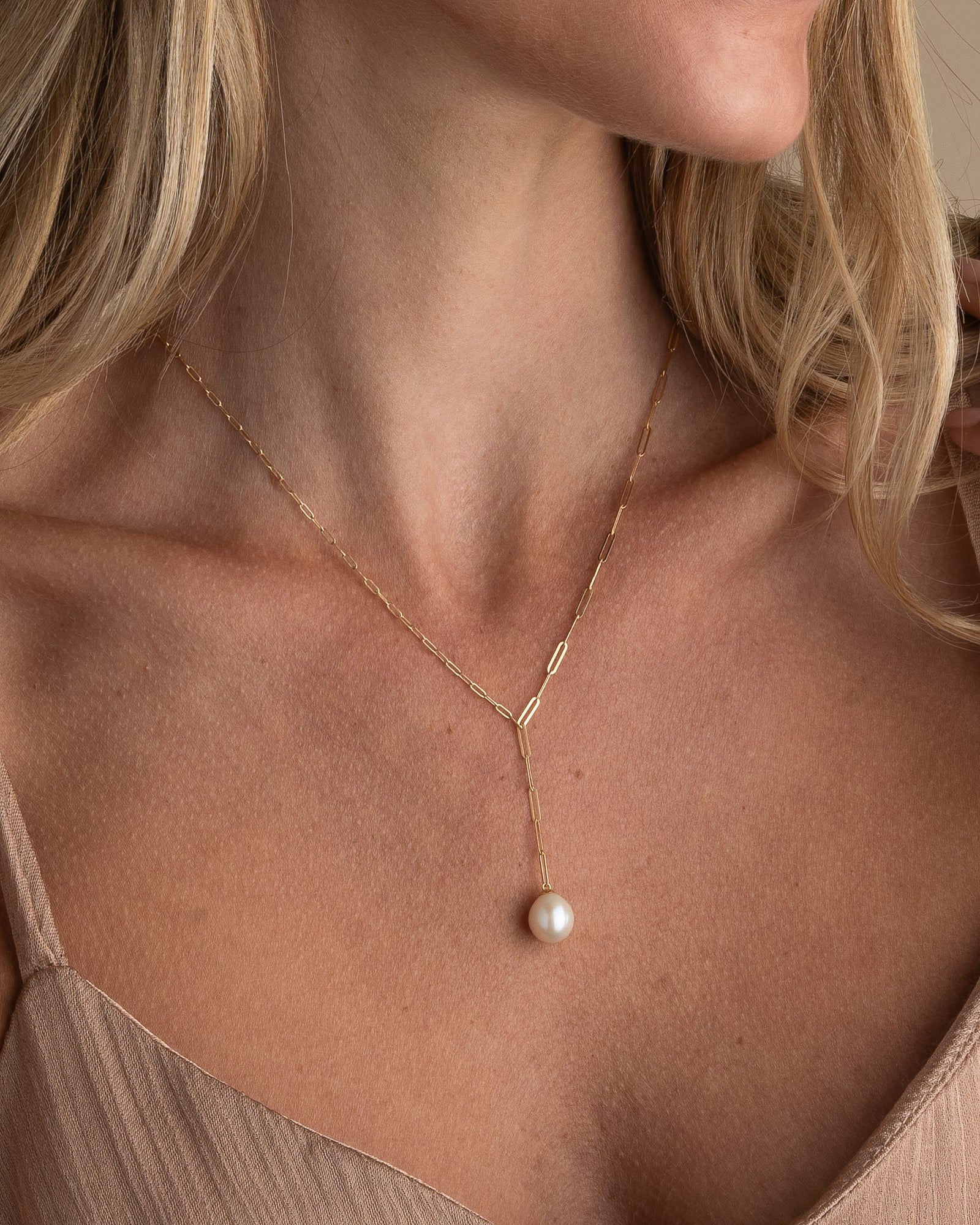 Radiant Hymn Necklace