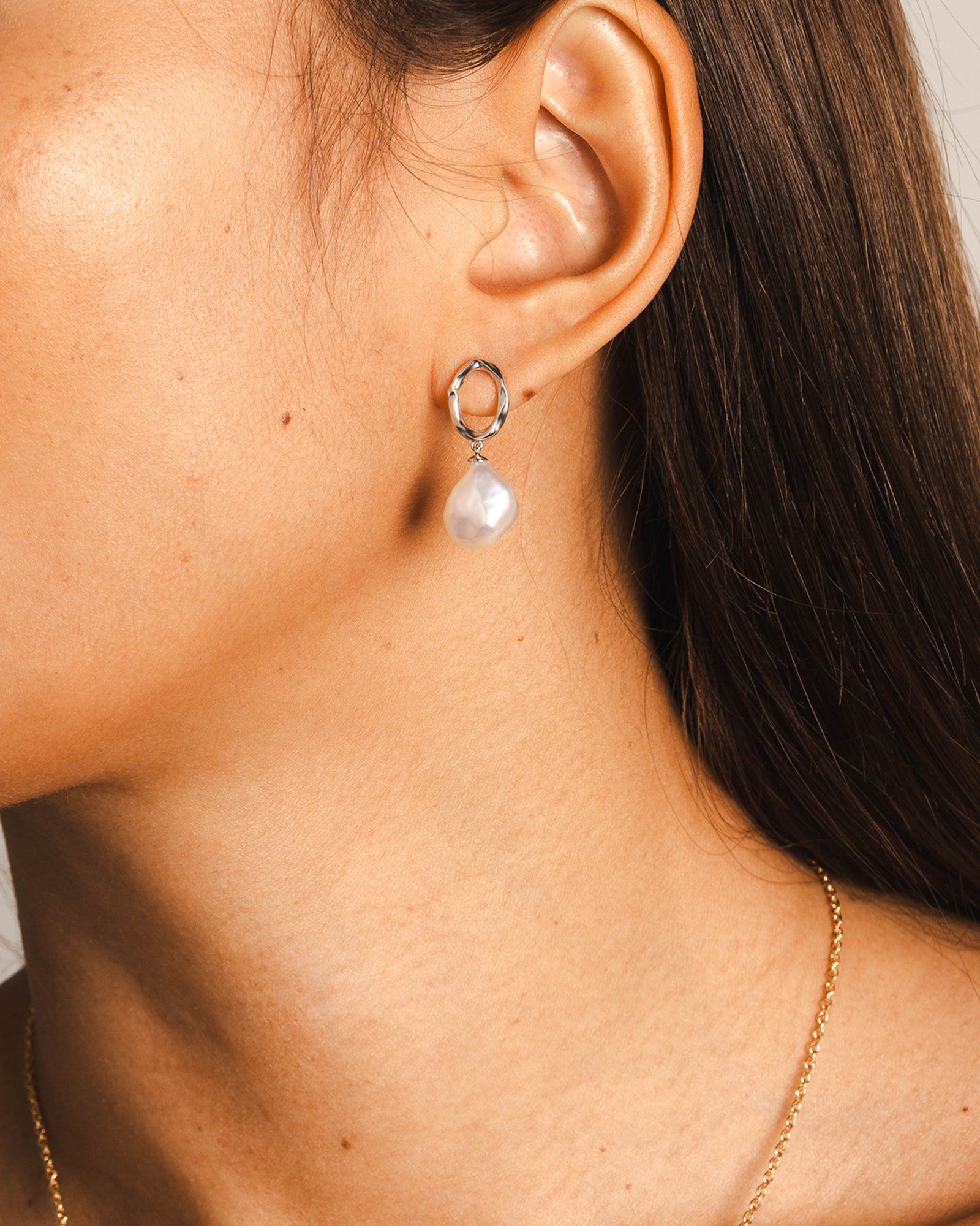 Alltägliche Perlenohrringe