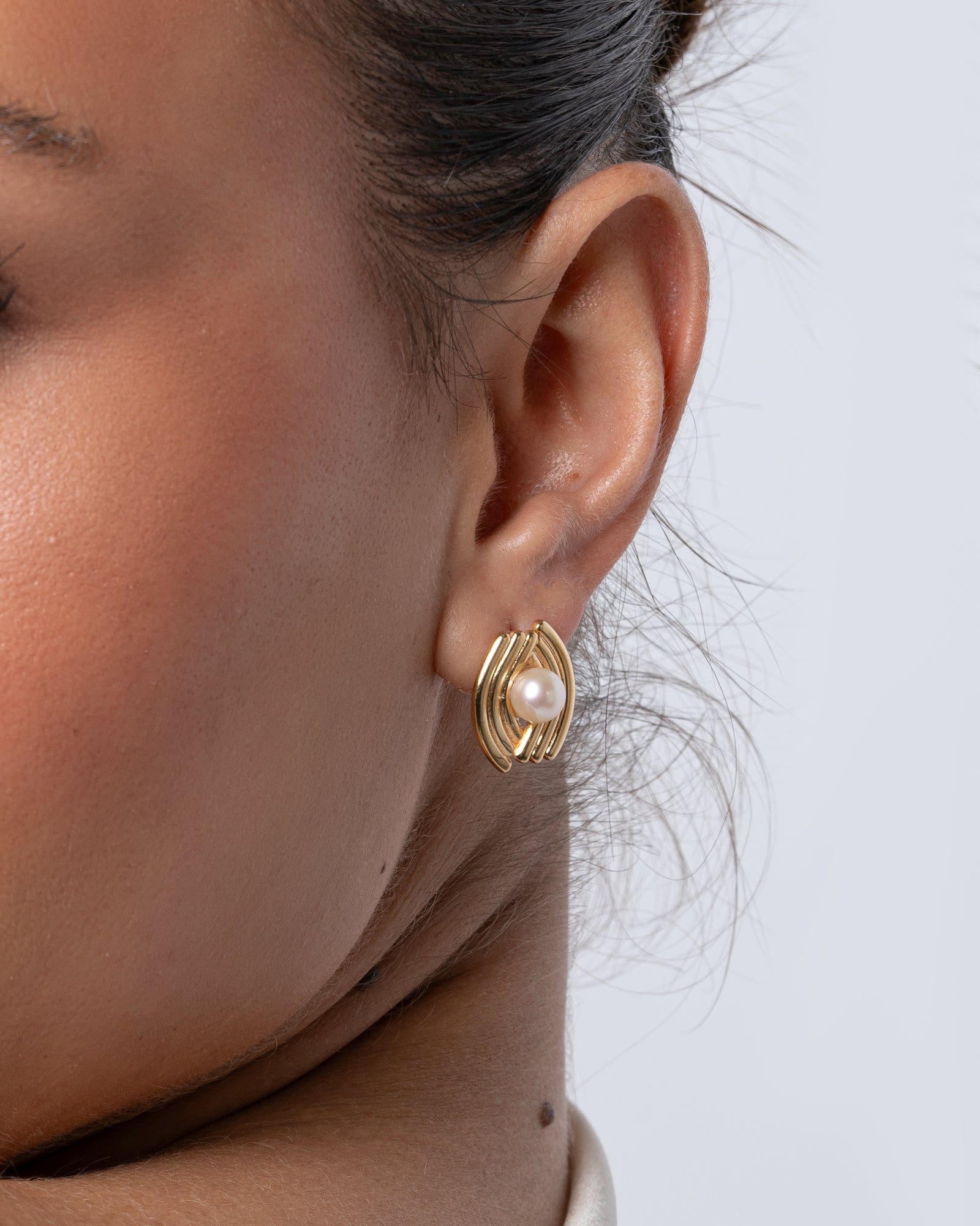 Perlenohrringe für jeden Tag