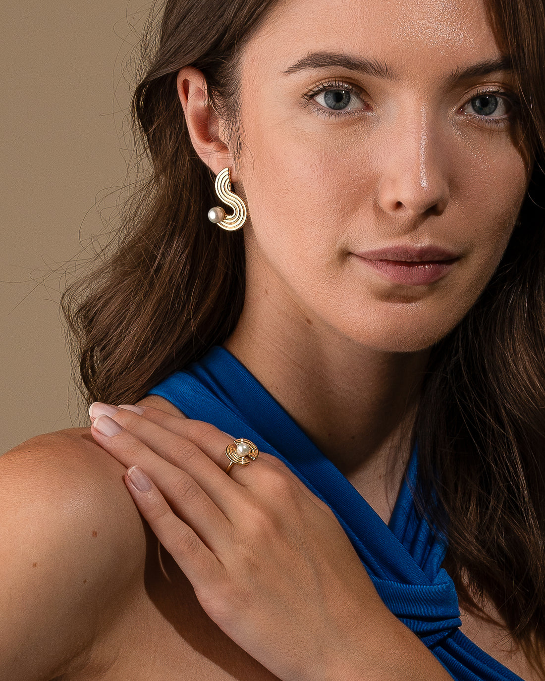 Opaleszierender Glanzring