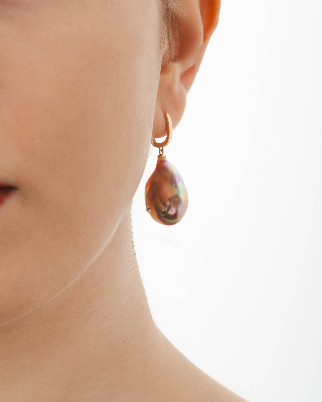 Ohrringe mit rosa Perlen