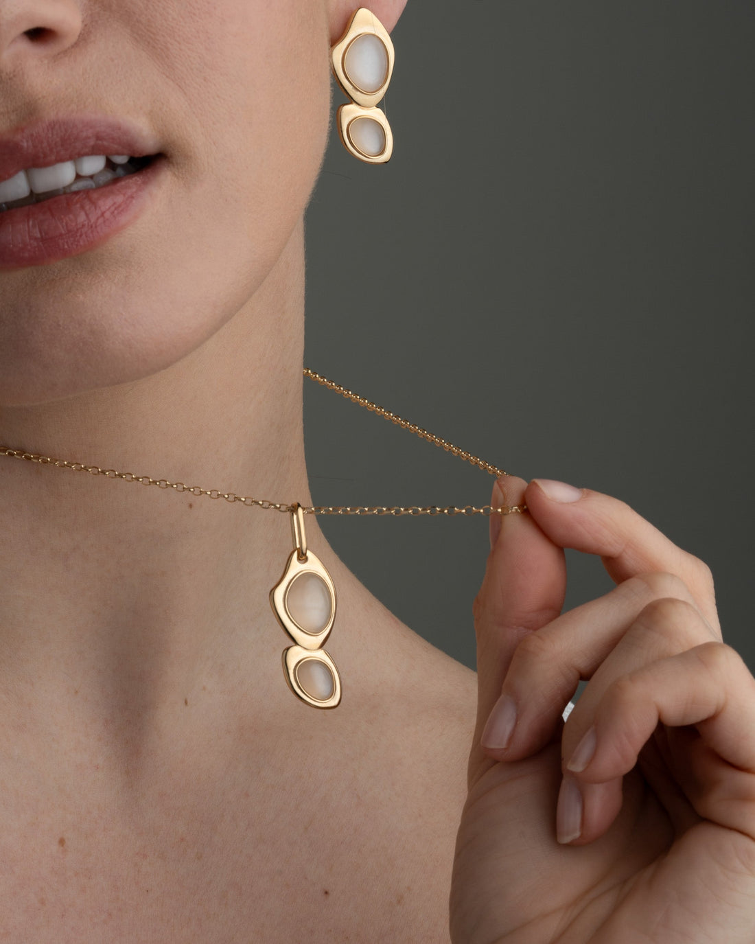 Tidal Elegance Pendant