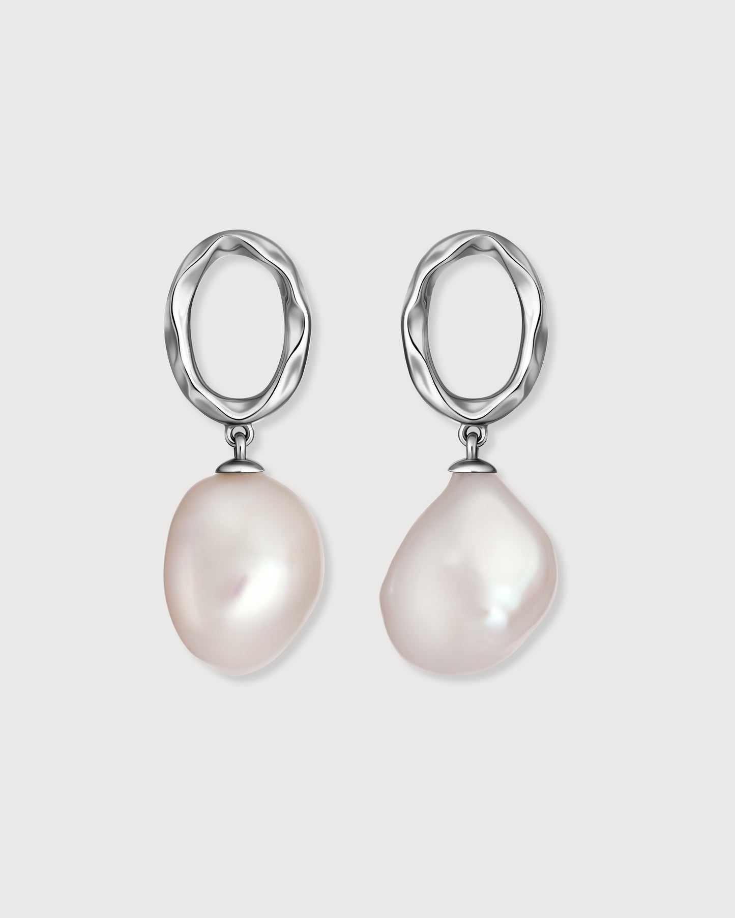 Everyday Pearl Earrings