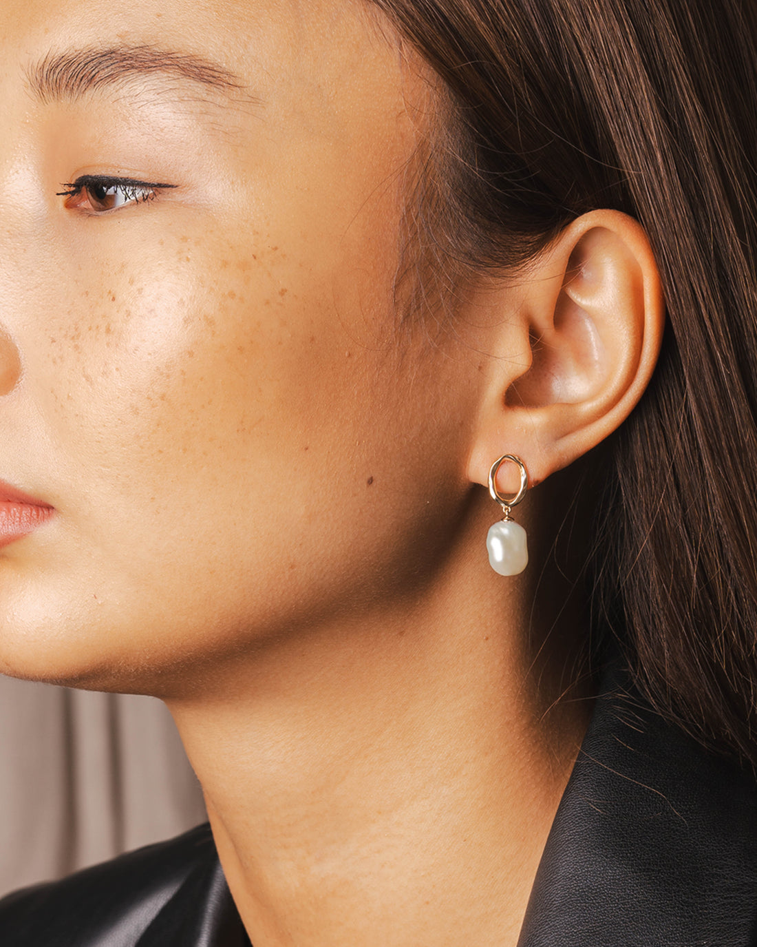 Alltägliche Perlenohrringe