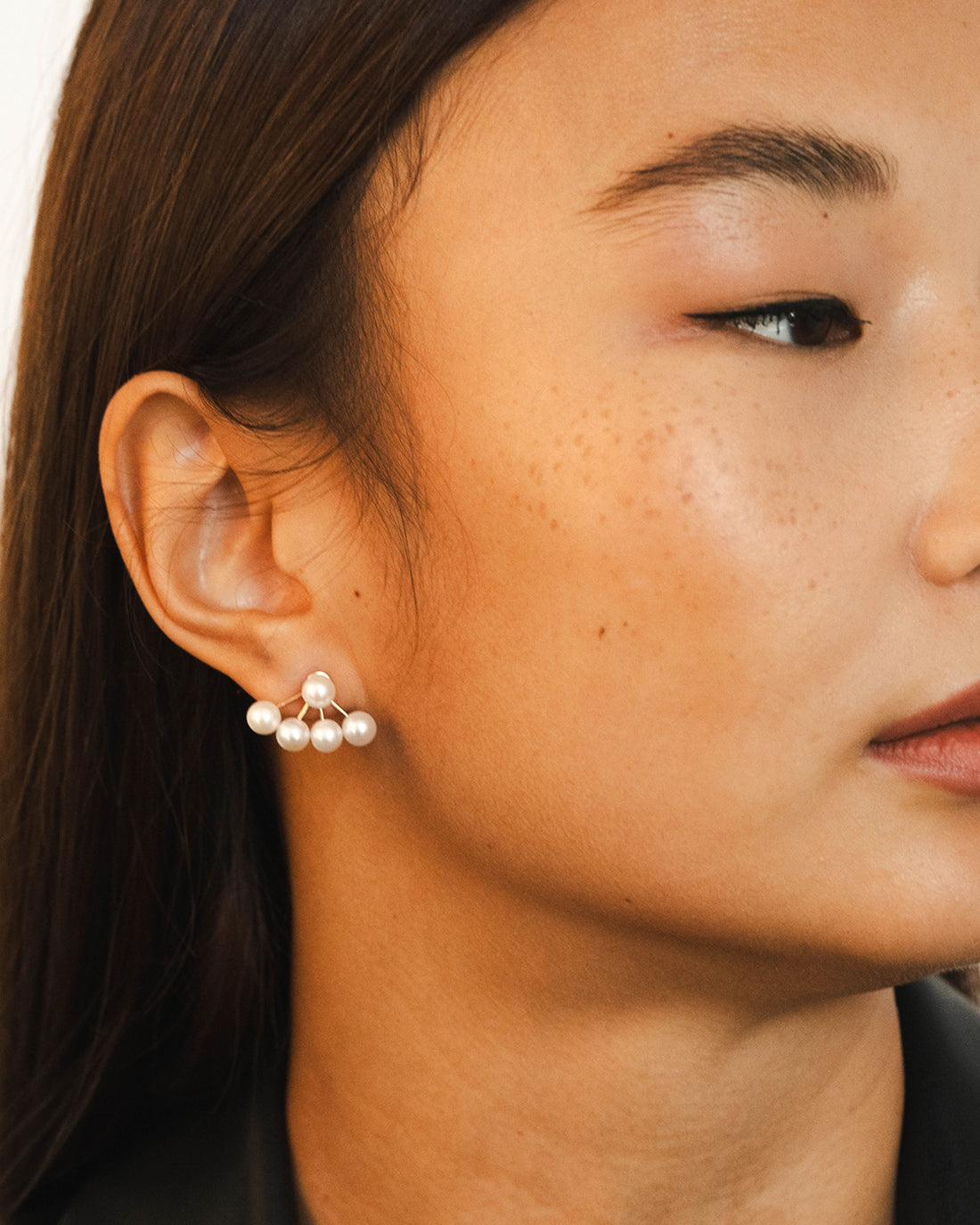 Ohrstecker mit fünf Perlen
